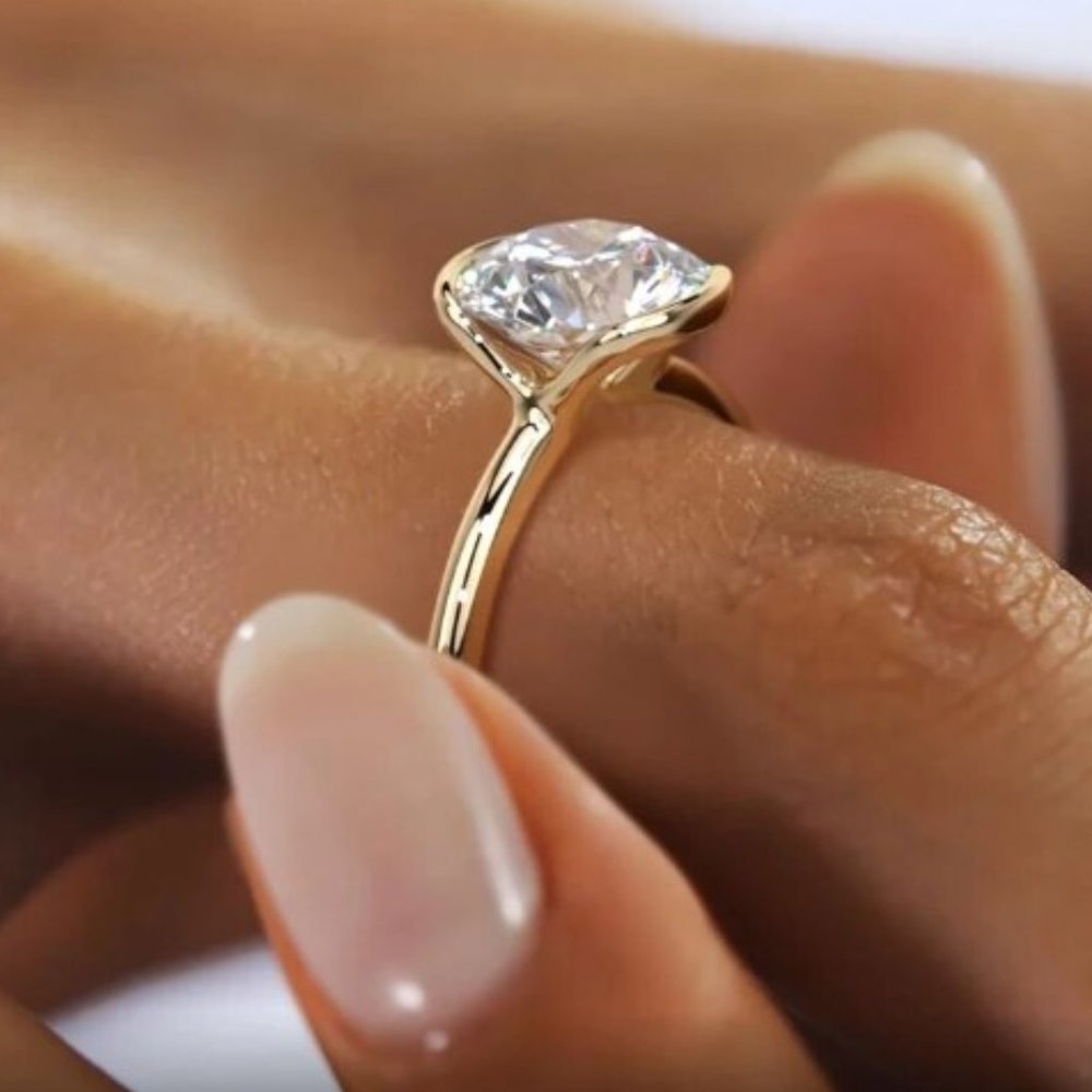 Certified 1 Ct Half Bezel Moissanite Solitaire Ring (Size 4)